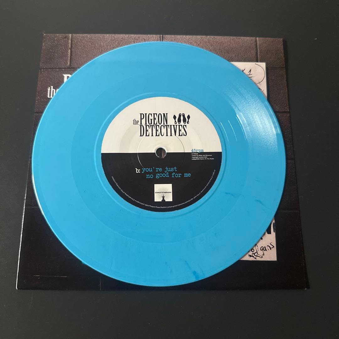 The Pigeon Detectives - Romantic Type 7" Blue Vinyl Single