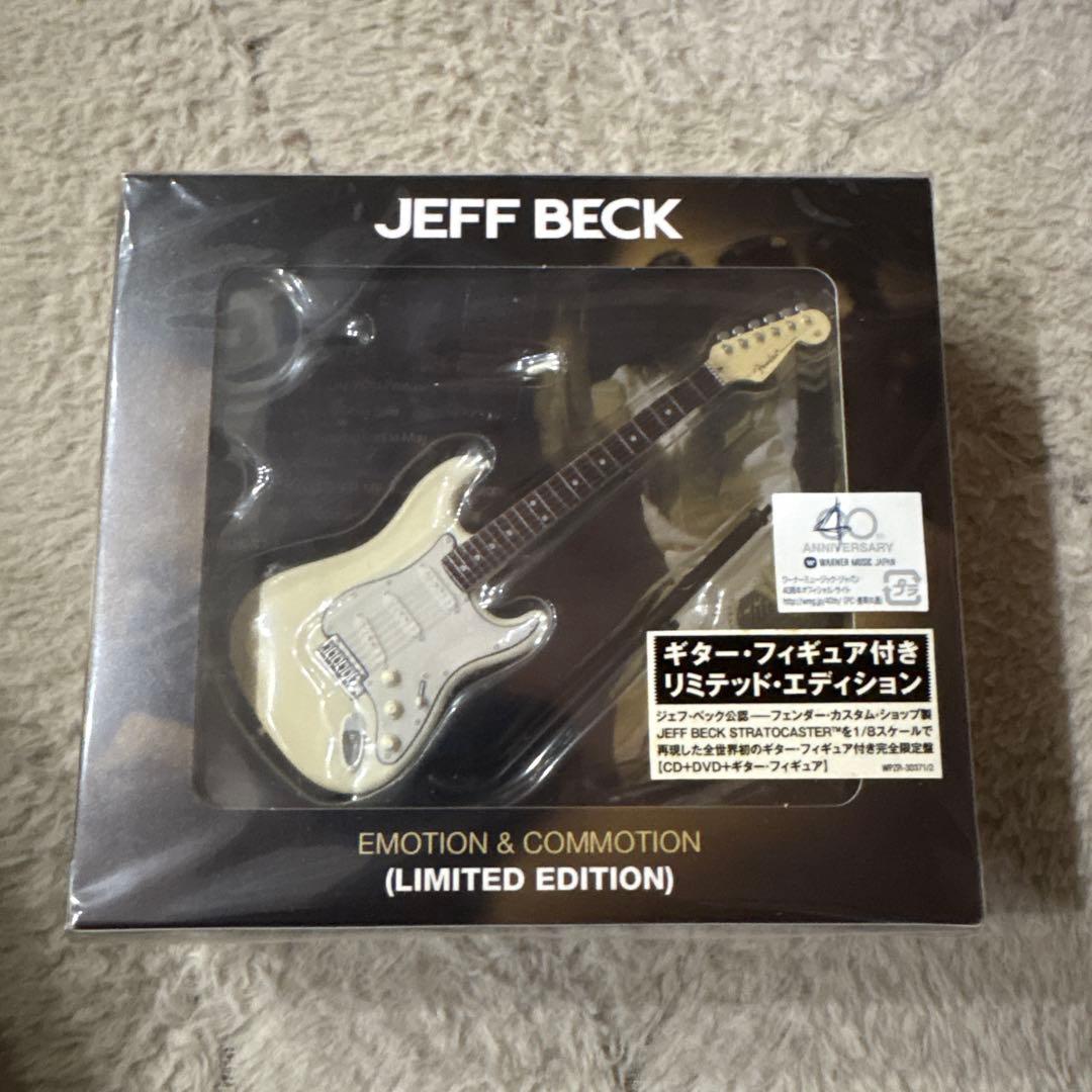 Jeff Beck - Emotion & Commotion - Limited Edition CD+DVD with Guitar Figure Japa