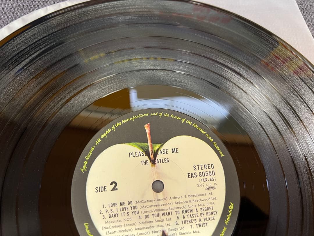 The Beatles - Please Please Me LP 1976 Japan Pressing EAS-80550 Apple Early Matr