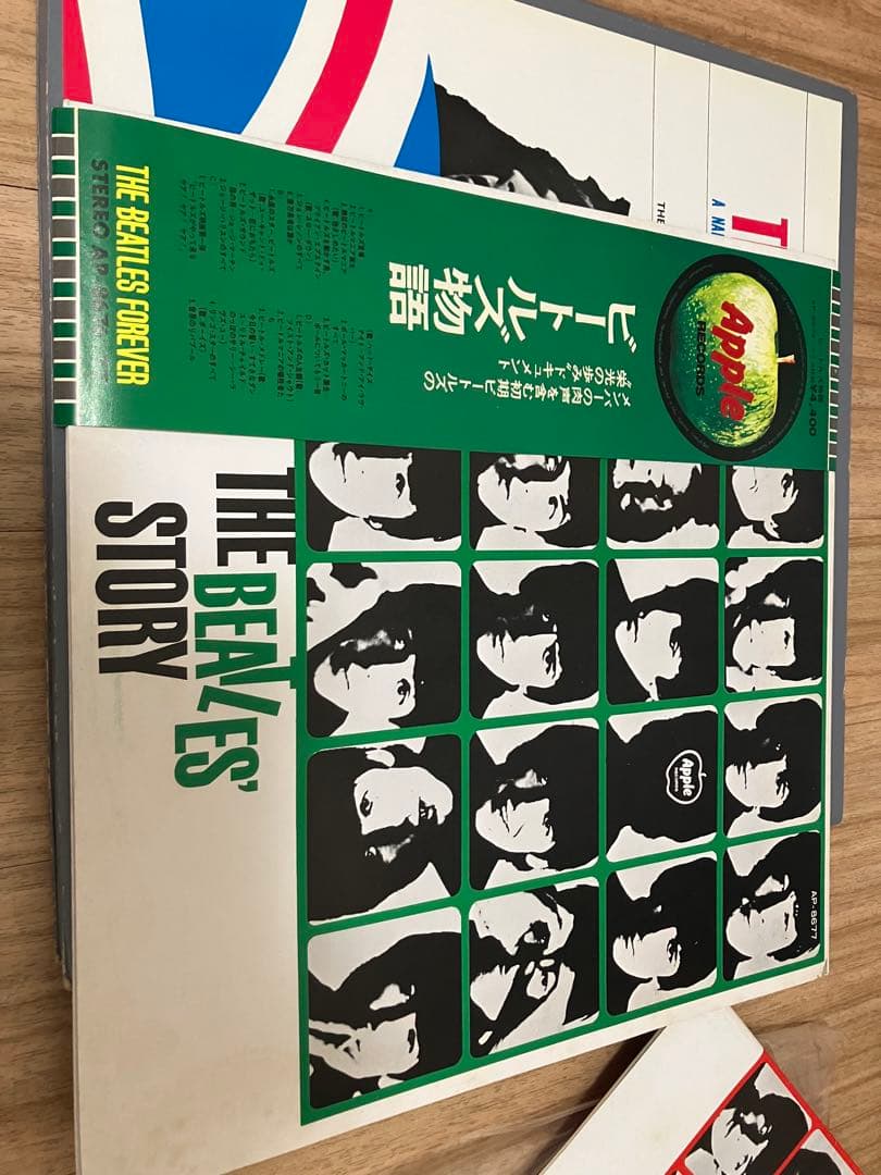 The Beatles - The Beatles' Story 2LP Japan Apple AP-8676-7 Box Set with Obi