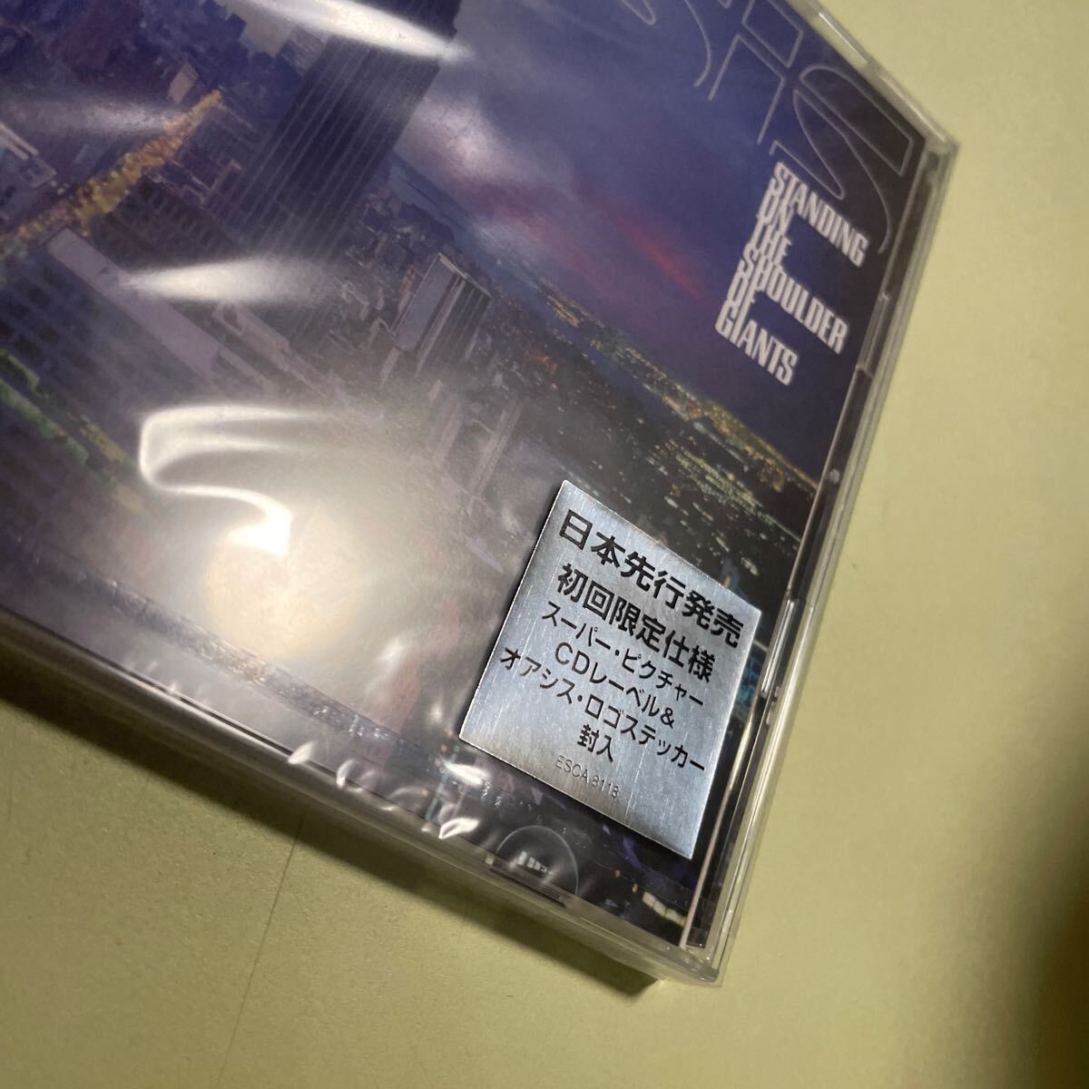 OASIS Standing on the Shoulder of Giants CD First Limited Unopened Logo Sticker | Japansoundstore