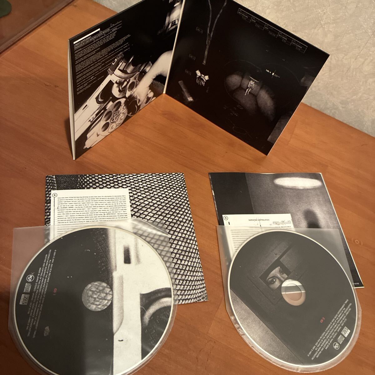 Velvet Revolver Contraband 20th Anniversary Limited Edition 2CD Blu-spec NTSC | Japansoundstore