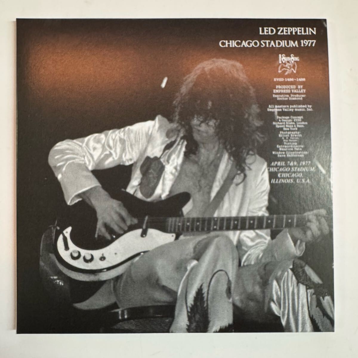 Led Zeppelin / Chicago Fire 9CD Box Set - 1977 Live Chicago Performance Used | Japansoundstore