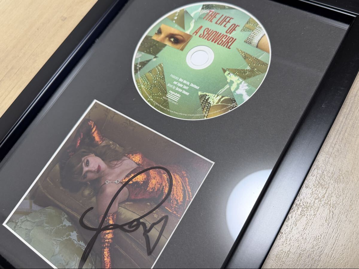 Taylor Swift The Life of a Showgirl Limited Autographed CD US Exclusive, Blu-ray | Japansoundstore