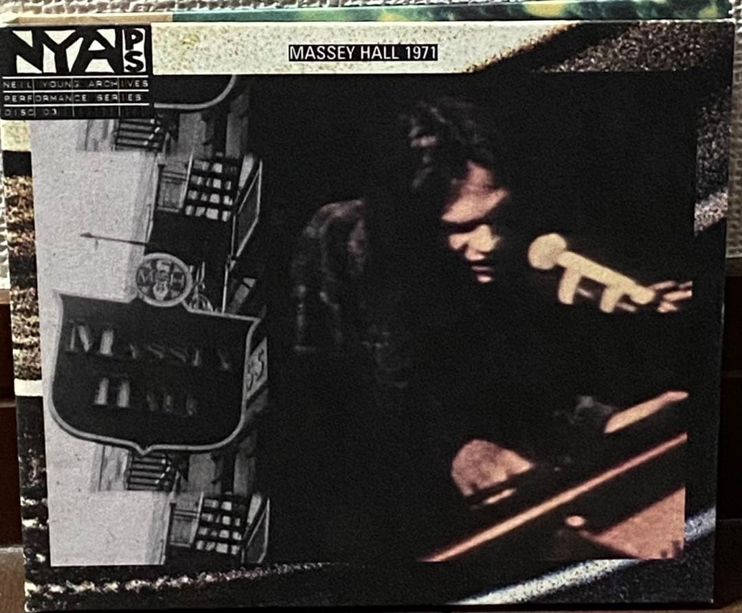 Neil Young Massey Hall 1971 CD Paper Sleeve Japan Import Edition