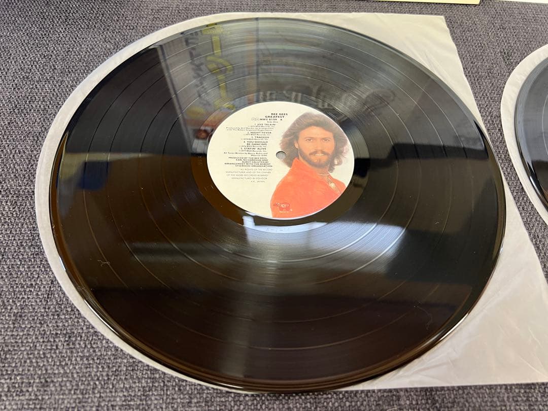 Bee Gees Greatest 2LP Japan Pressing OBI Vinyl Record Compilation MWZ 8109/8110
