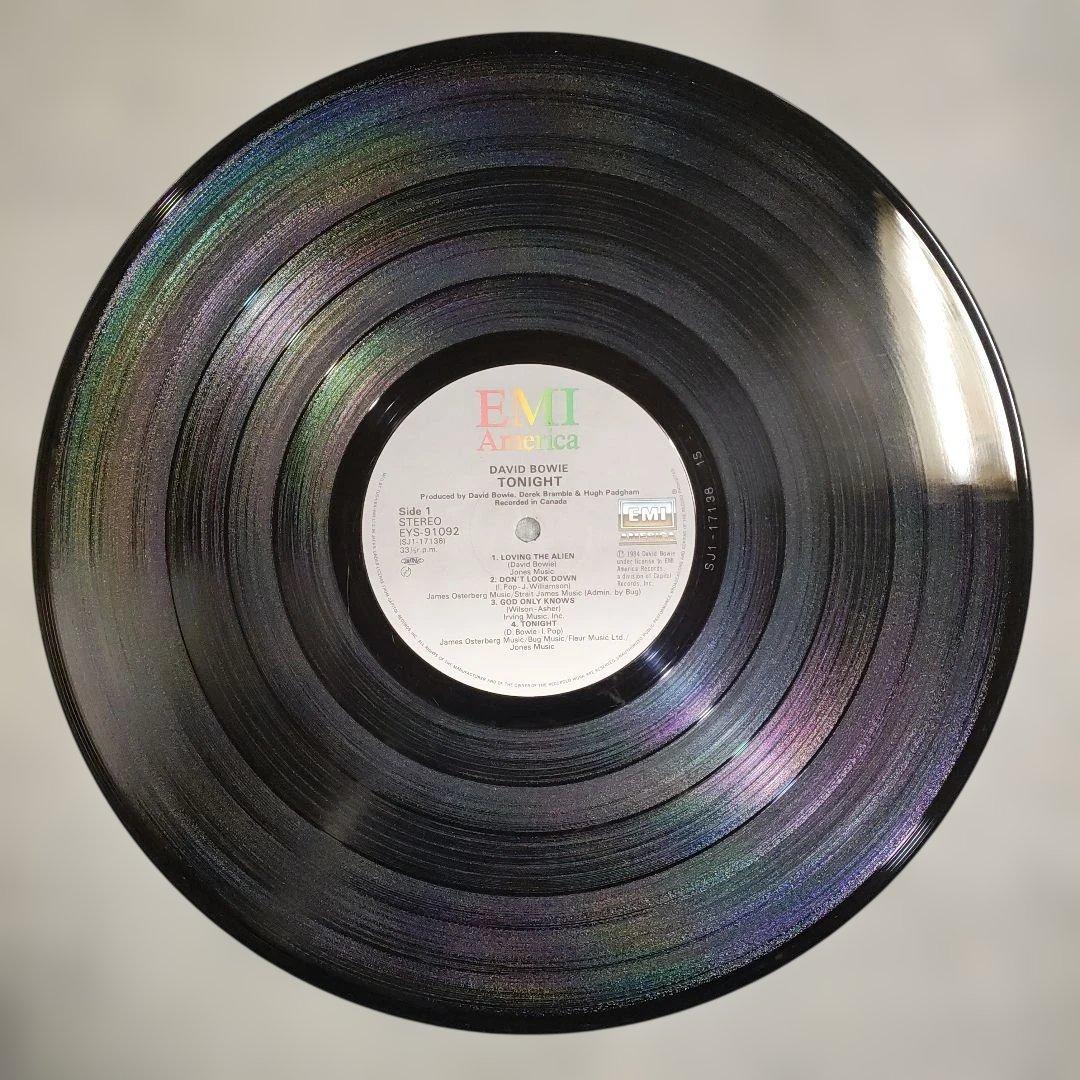 David Bowie - Tonight LP Japan Original Pressing w/ Obi & Bonus Poster EYS-91092