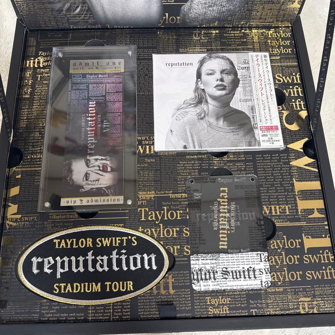 Taylor Swift Reputation Stadium Tour VIP Box Japan Exclusive Set with Extras
