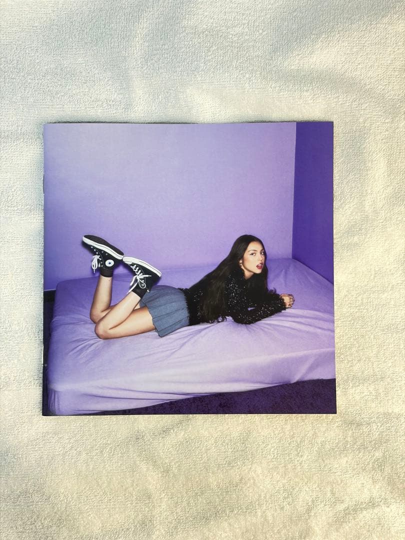 Olivia Rodrigo - GUTS CD Japan Edition with Exclusive 2023 Tokyo Tote Bag