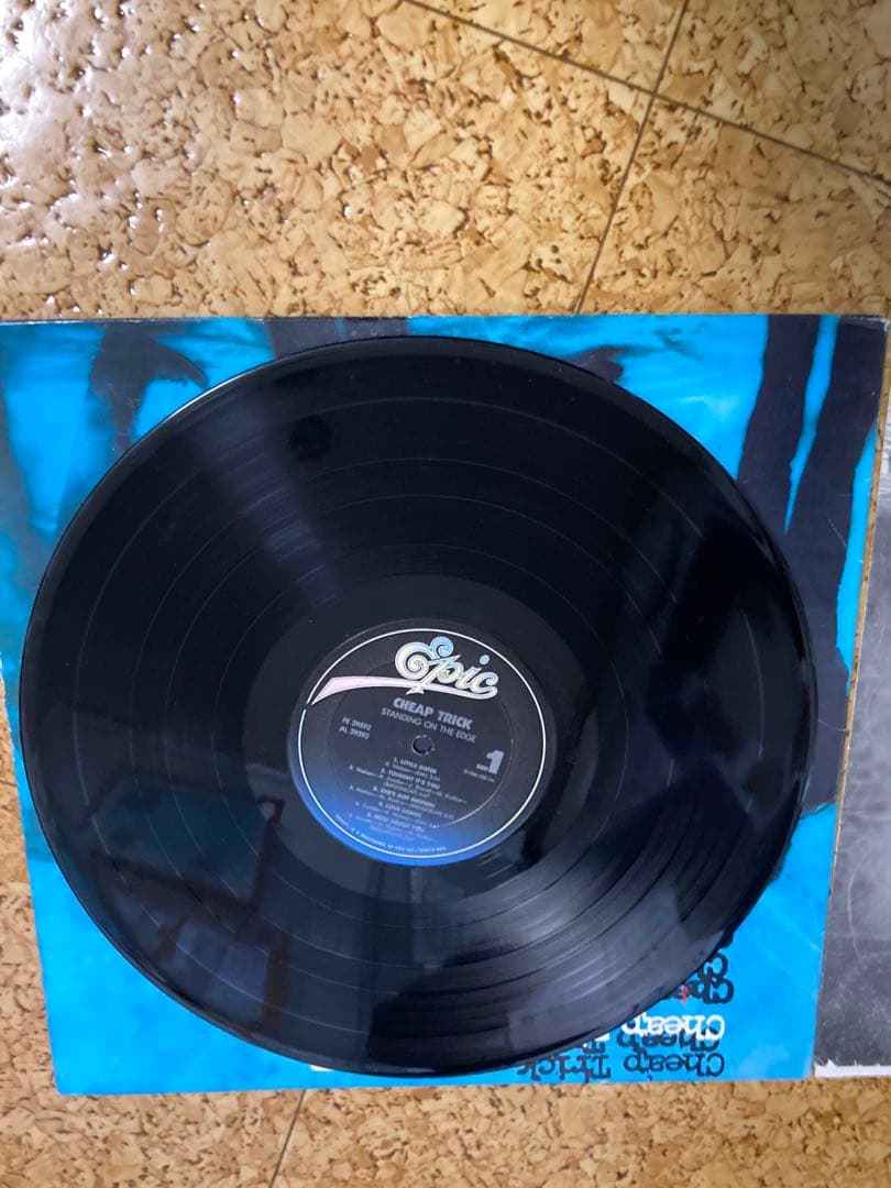Cheap Trick - Standing On The Edge Vinyl LP, 1985 US Rock Album