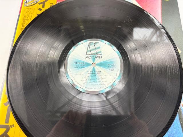 COMMODORES In The Pocket LP Vinyl Record Japan Pressing with OBI & Liner Notes