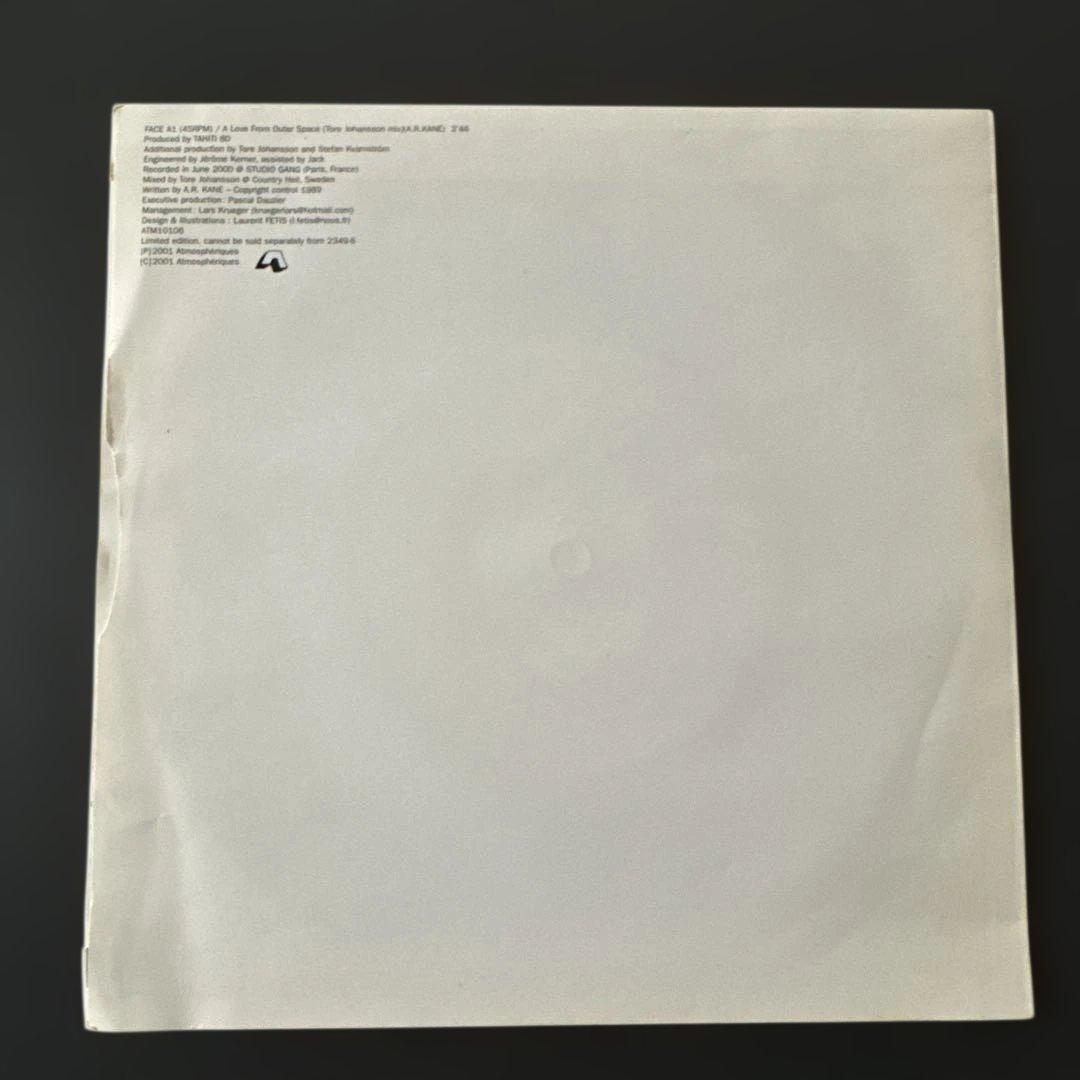 Tahiti' 80 7" Vinyl Record A Love From Outer Space Black Star Design Used | Japansoundstore