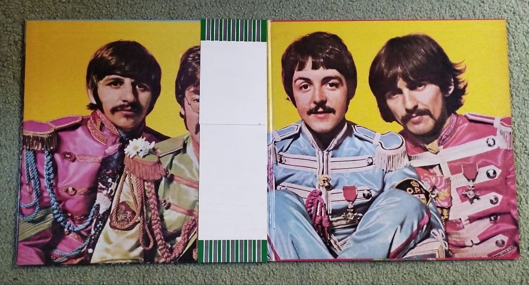 Beatles Sgt. Pepper's Lonely Hearts Club Band Vinyl LP Japan Domestic Used OBI I | Japansoundstore