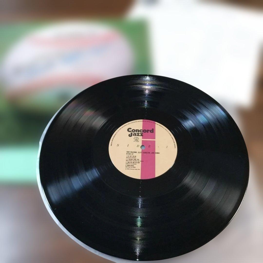 Scott Hamilton No Bass Hit LP Jazz Reissue Used — 1979/1984, Concord Jazz | Japansoundstore