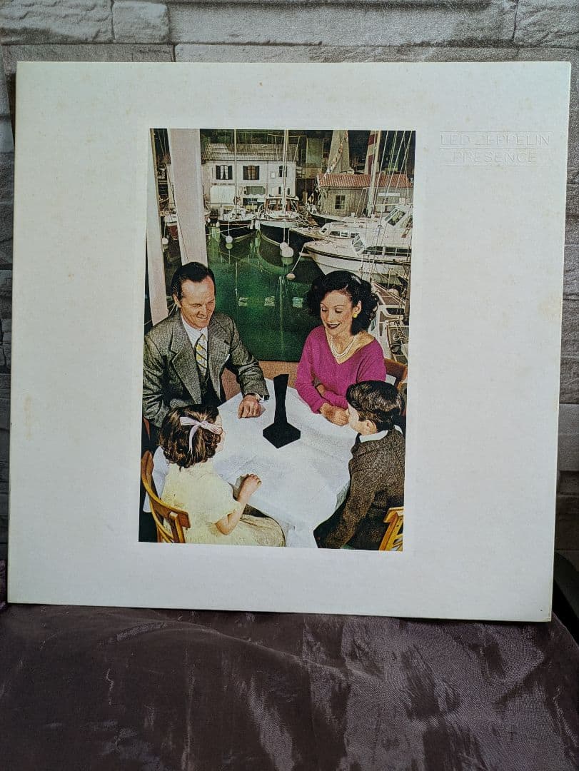 Led Zeppelin Presence LP Vinyl Record Japan Domestic Edition Rock Used | Japansoundstore