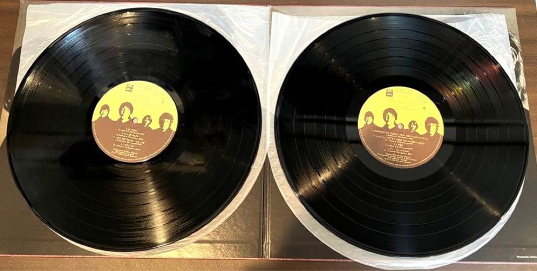 The Beatles - Love Songs 2LP Japan Edition w/ Obi, Lyric Sheet, Booklet EAS-5000