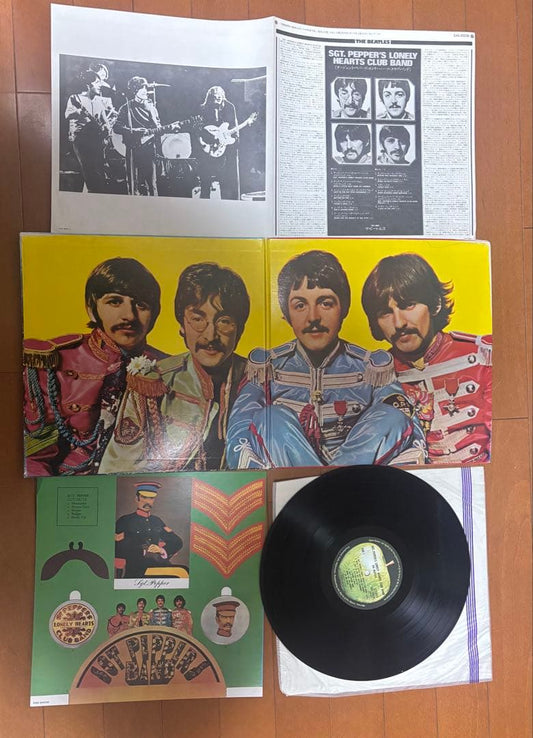 The Beatles Sgt. Pepper's LP Multi-Color Record Near Mint Lyrics Card | Japansoundstore
