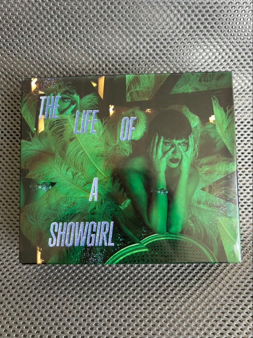 Taylor Swift The Life of a Showgirl Limited Edition CD Deluxe Jewelry Box Set