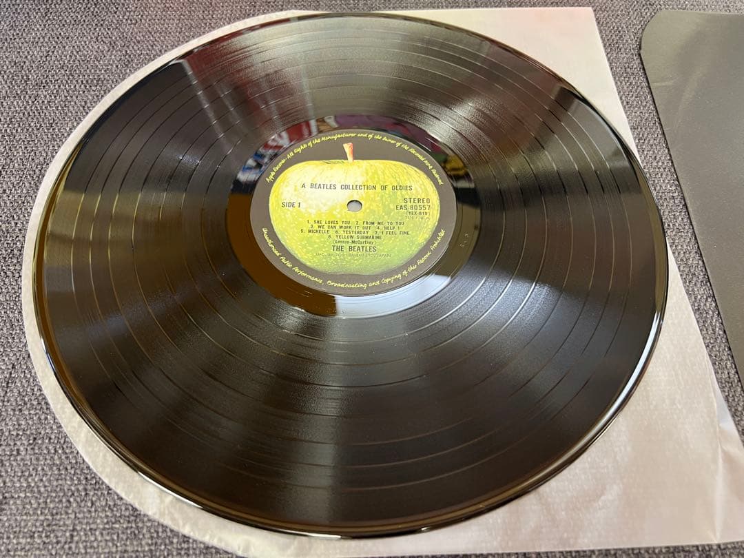 The Beatles A Collection Of Oldies Japan LP EAS-80557 Apple Obi Vinyl Record