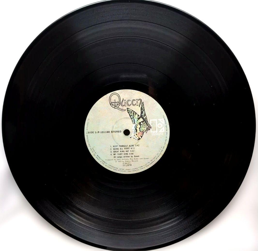 Queen - Queen (Self-Titled) Japan LP P-10118E with OBI Original Debut Album