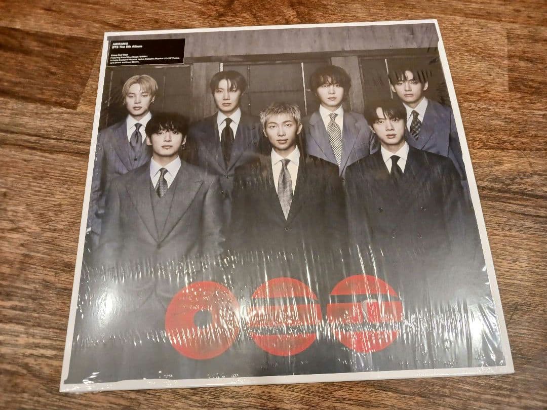 BTS Arirang Vinyl LP 2026 K-Pop Album 14 Tracks Red Color Disc Pre-owned
