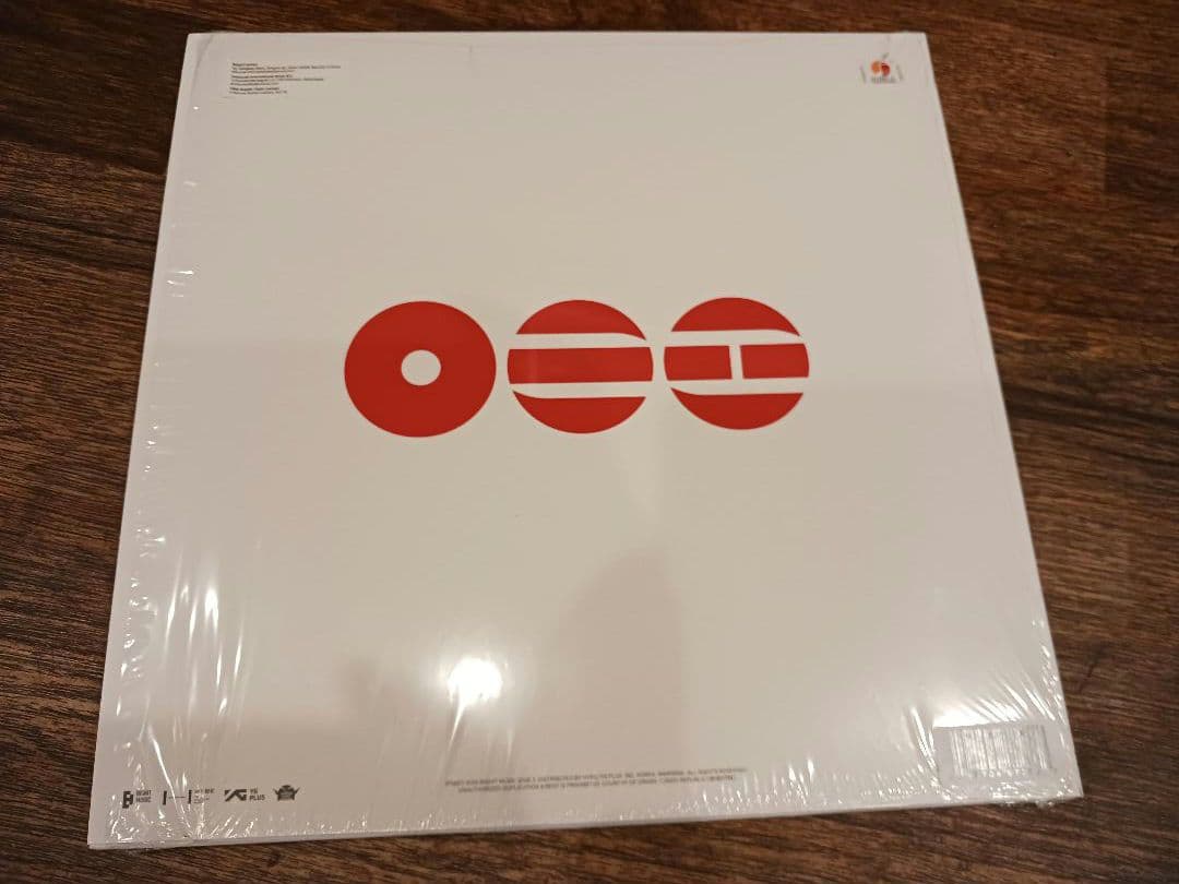 BTS Arirang Vinyl LP 2026 K-Pop Album 14 Tracks Red Color Disc Pre-owned