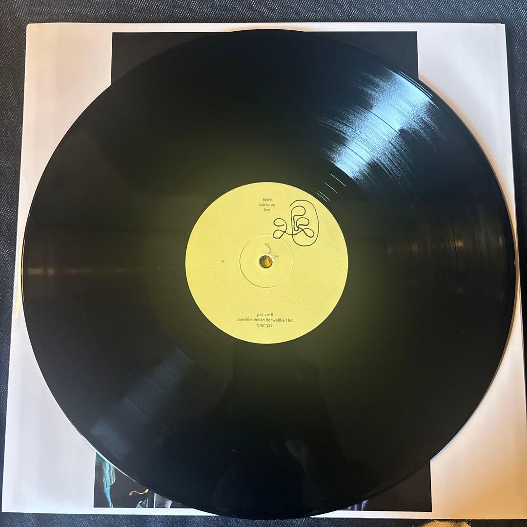 Björk - Vulnicura Live Vinyl LP 2016 Pressing Art-Pop One Little Indian