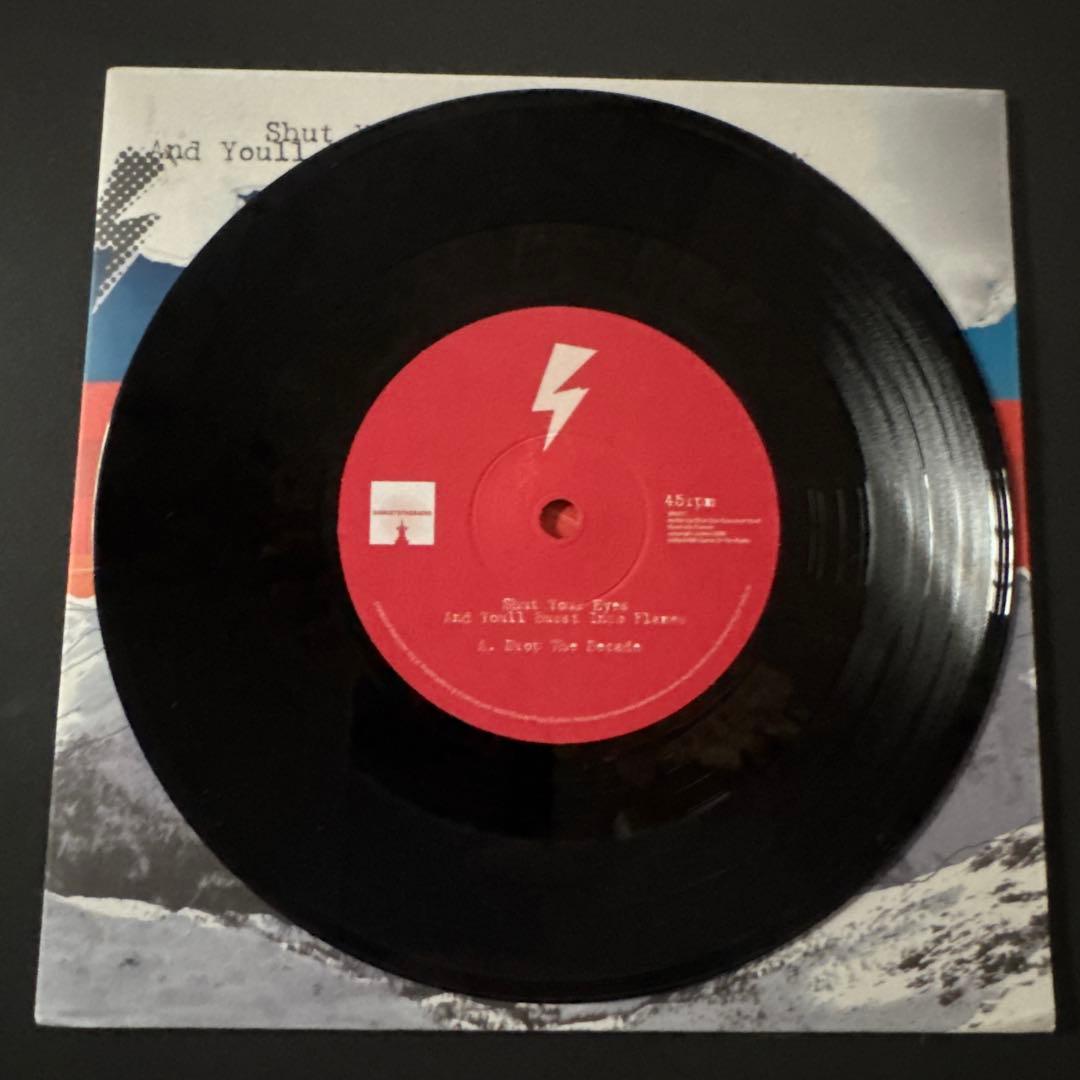 Shut Your Eyes And You'll Burst Into Flames 7" Single UK Indie Rock Vinyl Record