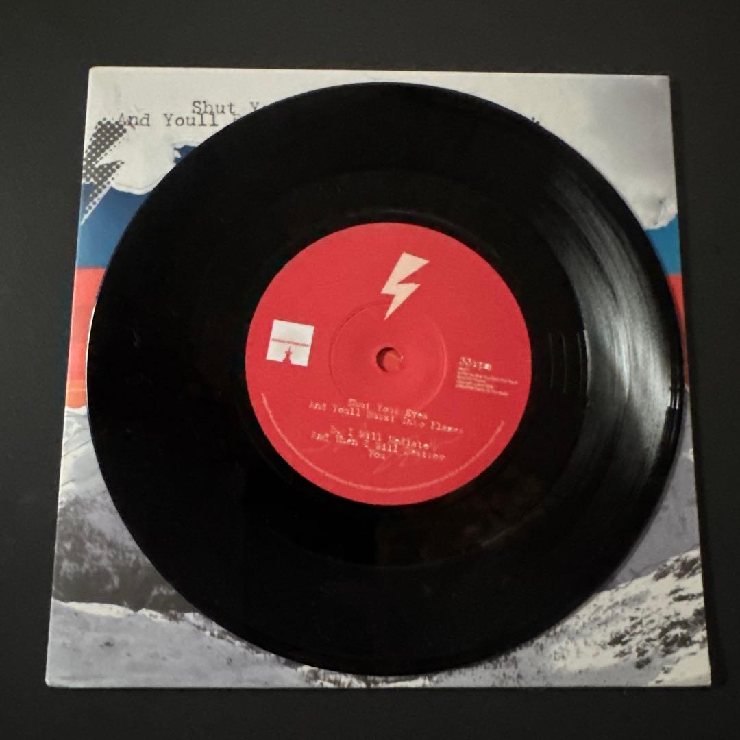 Shut Your Eyes And You'll Burst Into Flames 7" Single UK Indie Rock Vinyl Record