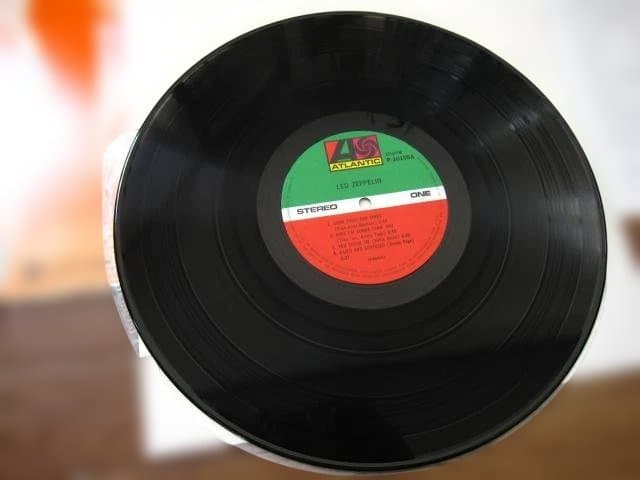 Led Zeppelin I Vinyl LP Japan P-10105A w/ Obi and Giant Poster