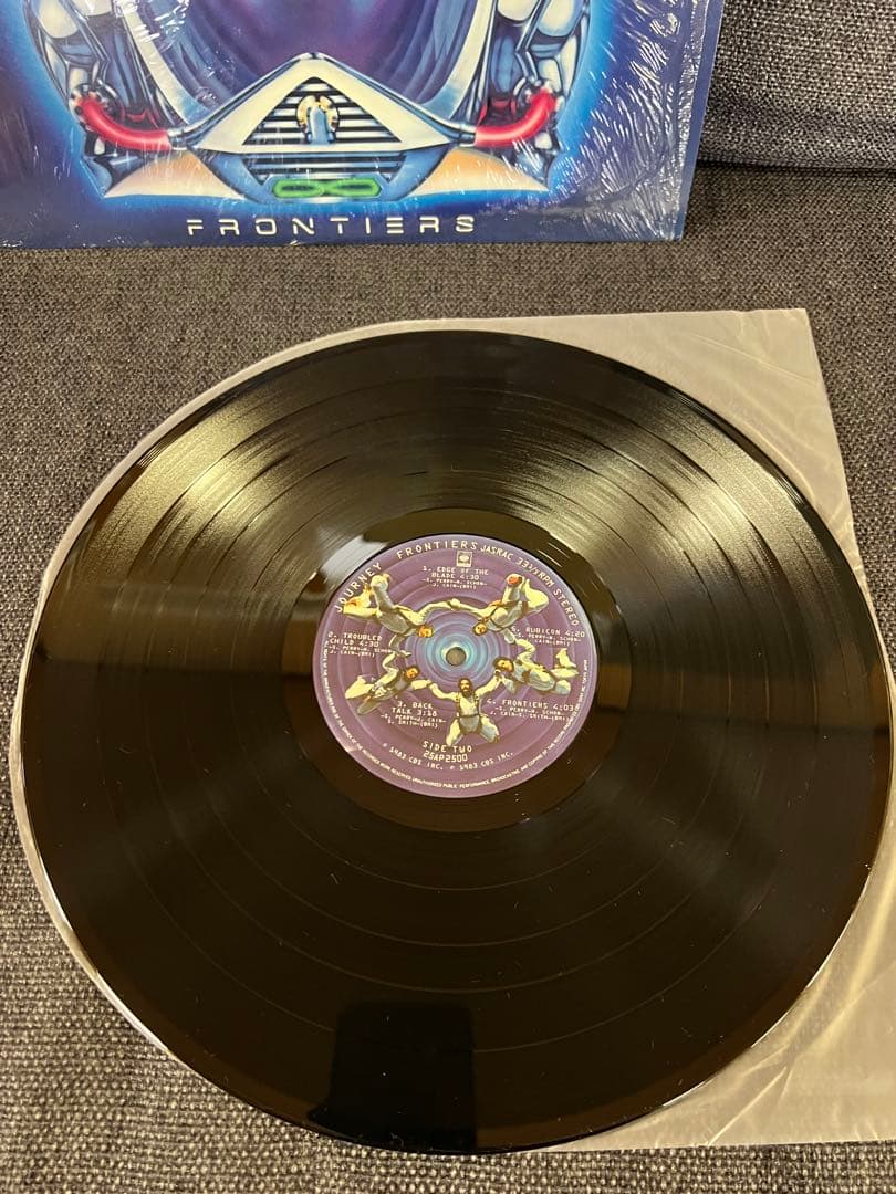 Journey - Frontiers LP Vinyl 1983 Japan Pressing 25AP-2500 w/ Obi & Inserts