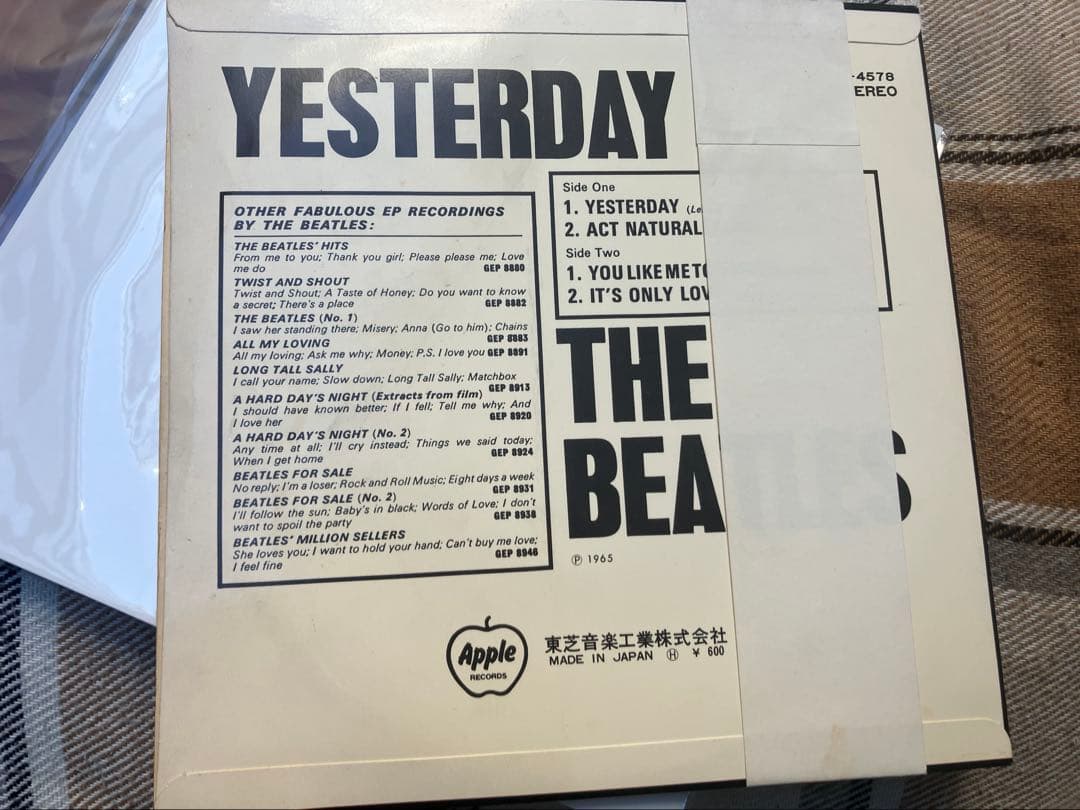 The Beatles - Yesterday EP Japan Red Vinyl AP-4578 Obi Apple Records