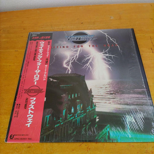 Fastway - Waiting For The Roar LP Japan 1986 Hard Rock w/ OBI & Insert