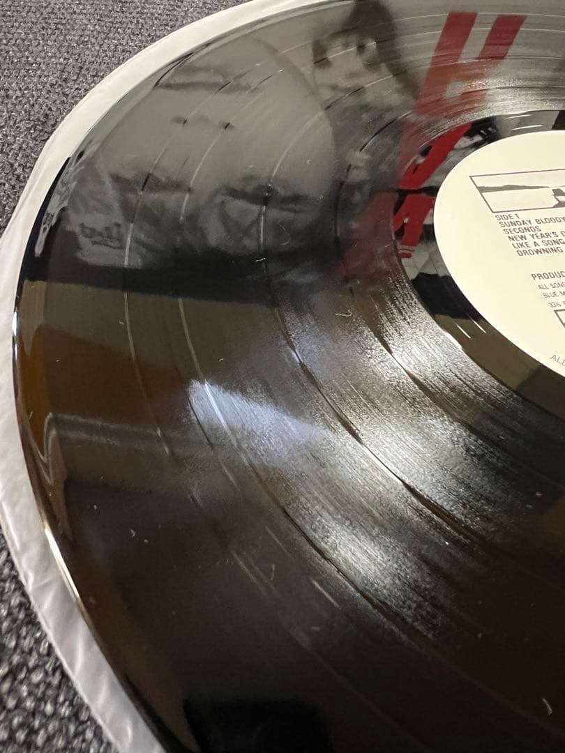 U2 War Japan LP 25S-156 with Obi Strip & Lyric Insert Rock Vinyl