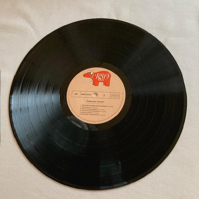 Bee Gees History Japan 2LP Vinyl Record 38MW0029 with Obi Strip