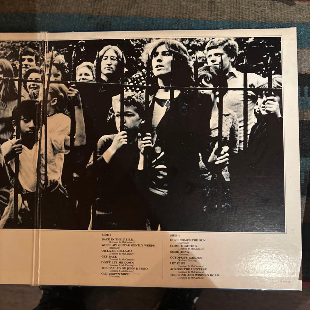 The Beatles 1967-1970 Blue Vinyl 2LP Japan Pressing EAS-50023-24 Apple Records
