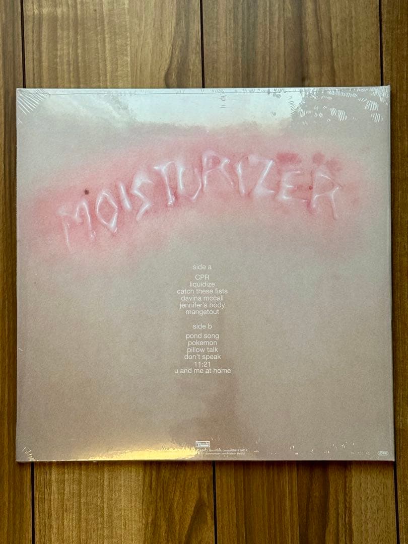 Wet Leg - Wet Leg Limited Cream Vinyl 3D Gatefold Signed Photo Japan Import