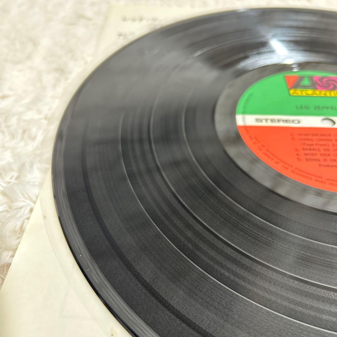 Led Zeppelin II LP Record with Poster and Obi - Excellent Condition | Japansoundstore