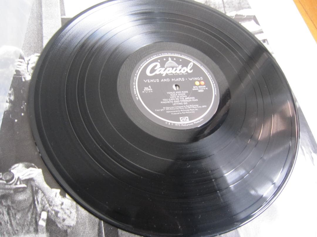 Paul McCartney & Wings - Venus And Mars LP Vinyl Japan w/ Obi Poster