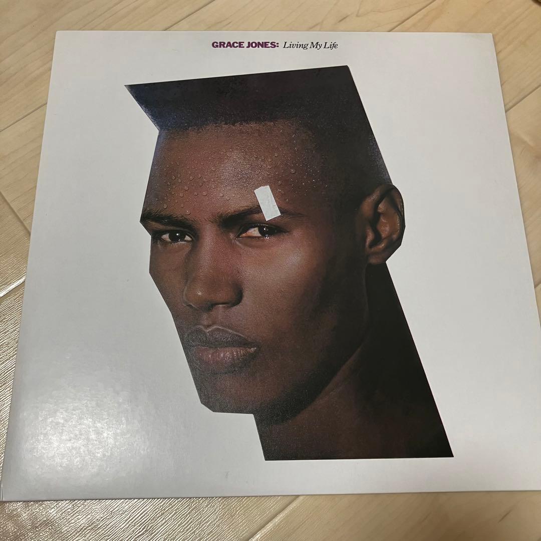 Grace Jones - Living My Life LP Japan Pressing 1982 PolyStar 25S-122