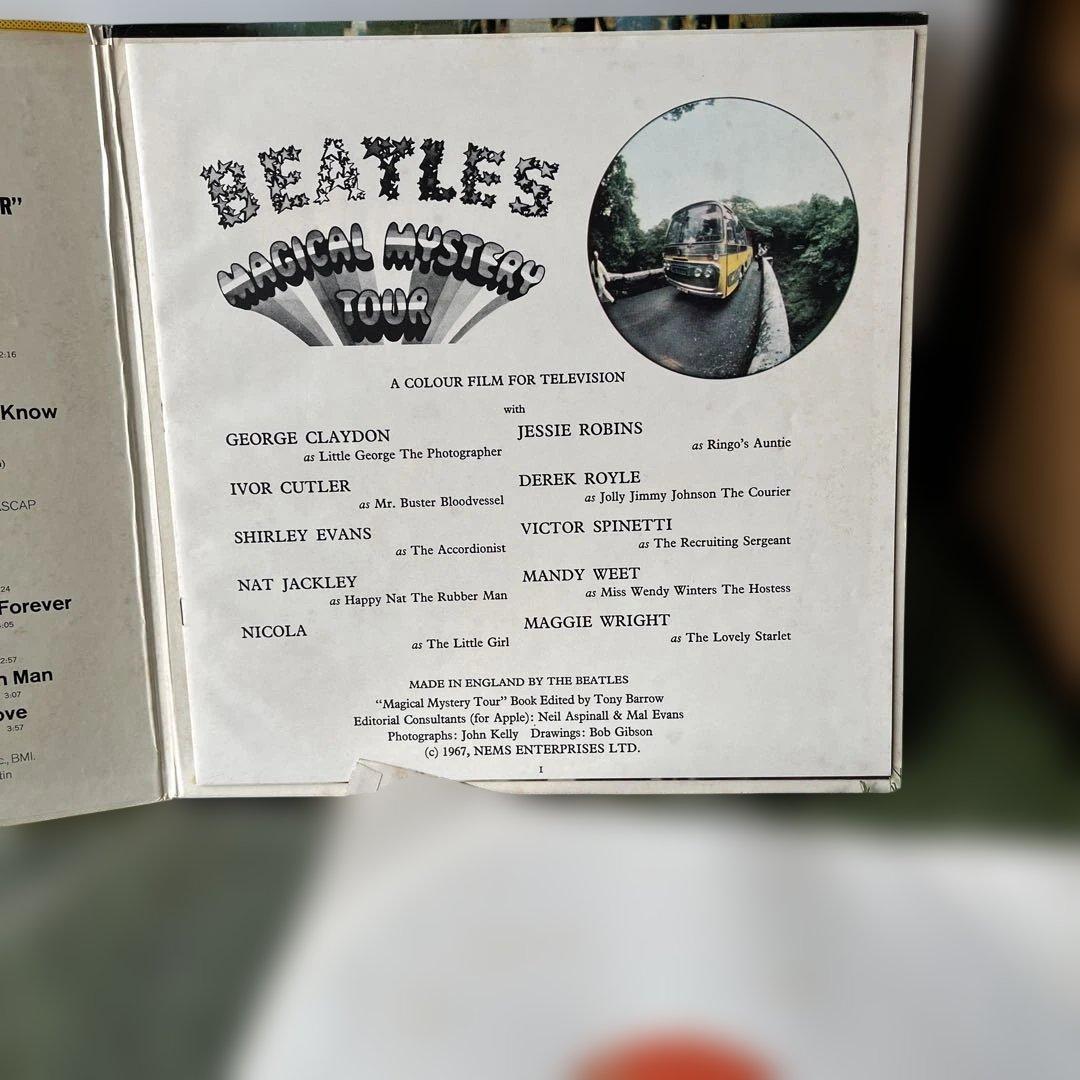 The Beatles Magical Mystery Tour LP Vinyl Record with 24-Page Picture Book