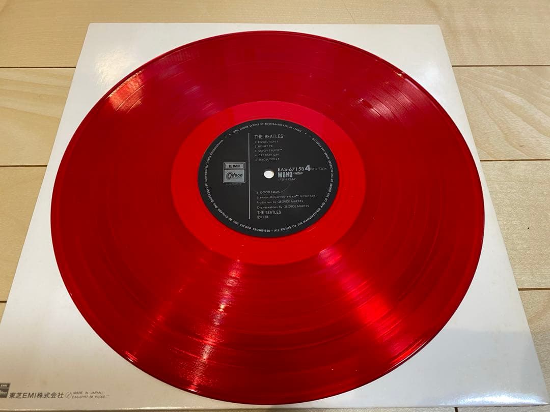 The Beatles White Album 1982 Mono Red Vinyl LP with Obi, Insert, Poster, Near Mi | Japansoundstore