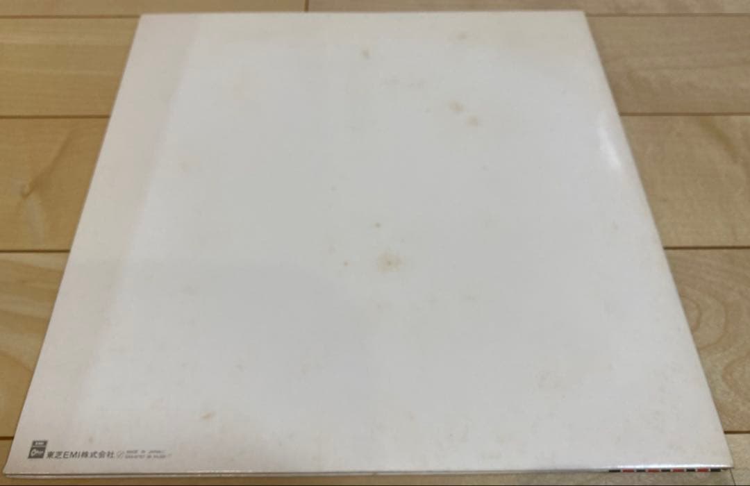 The Beatles White Album 1982 Mono Red Vinyl LP with Obi, Insert, Poster, Near Mi | Japansoundstore