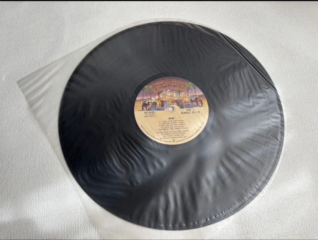 KISS Love Gun Vinyl LP Japan Pressing VIP-6435 w/ Obi Hard Rock