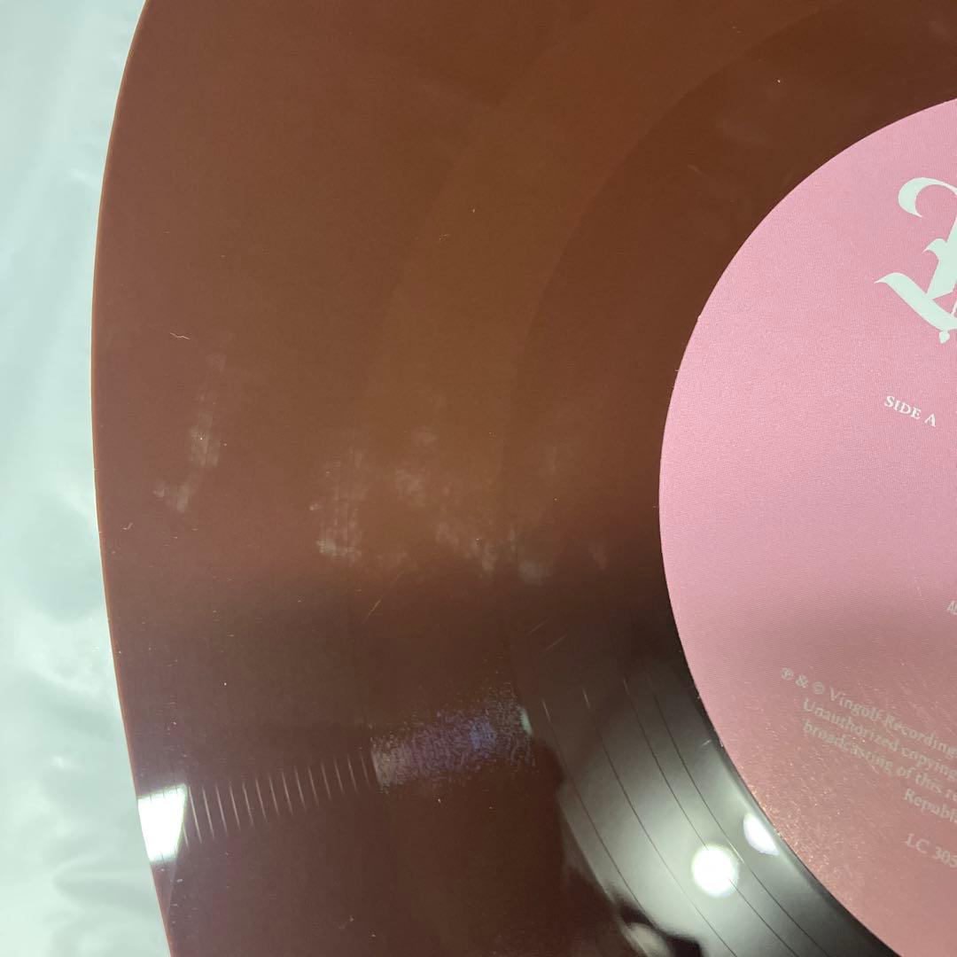 Laufey Valentine Heart Shaped Vinyl EP 7-inch Strawberry Pink/Brown Limited