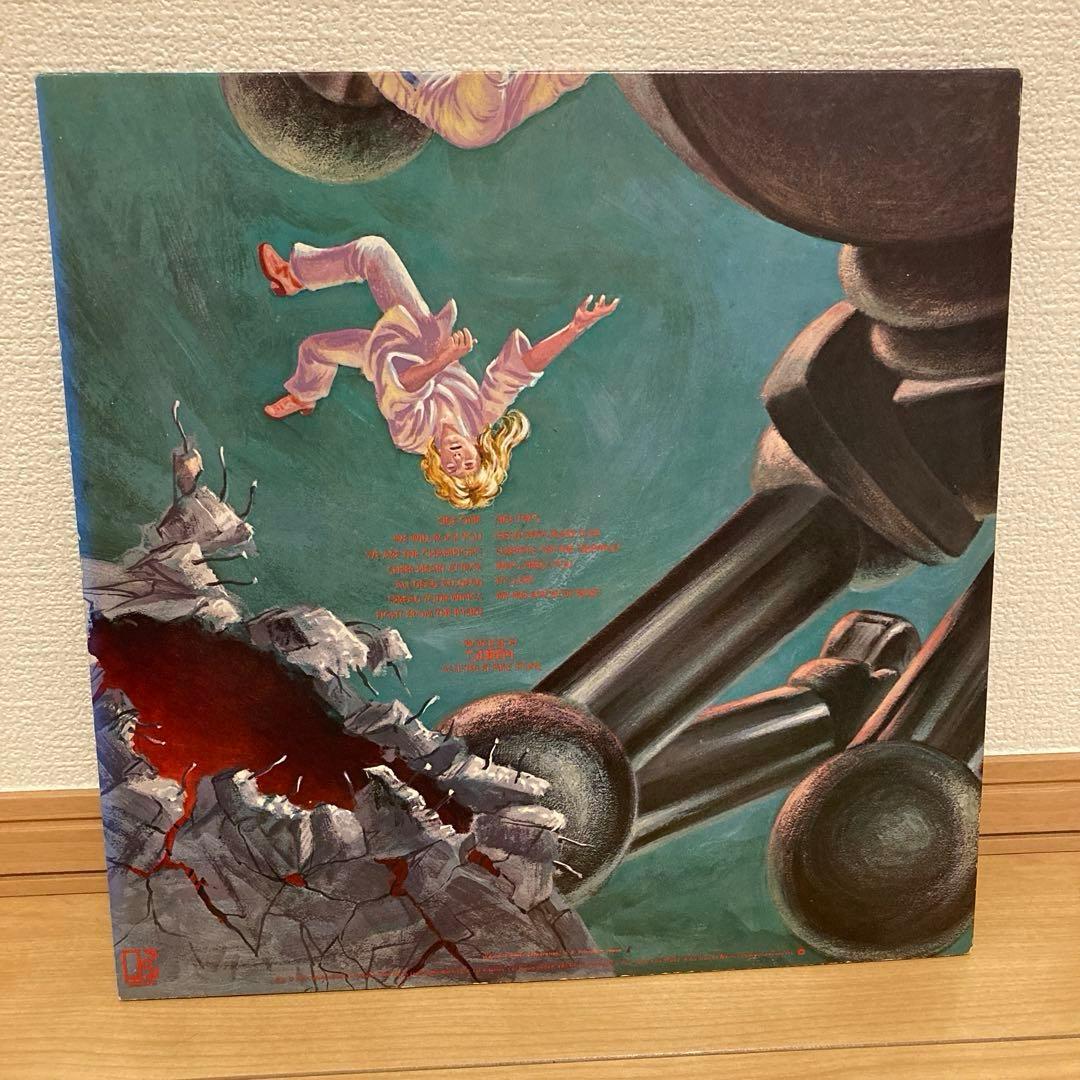 Queen s of the World Vinyl LP with Obi, Used, Slight Damage | Japansoundstore