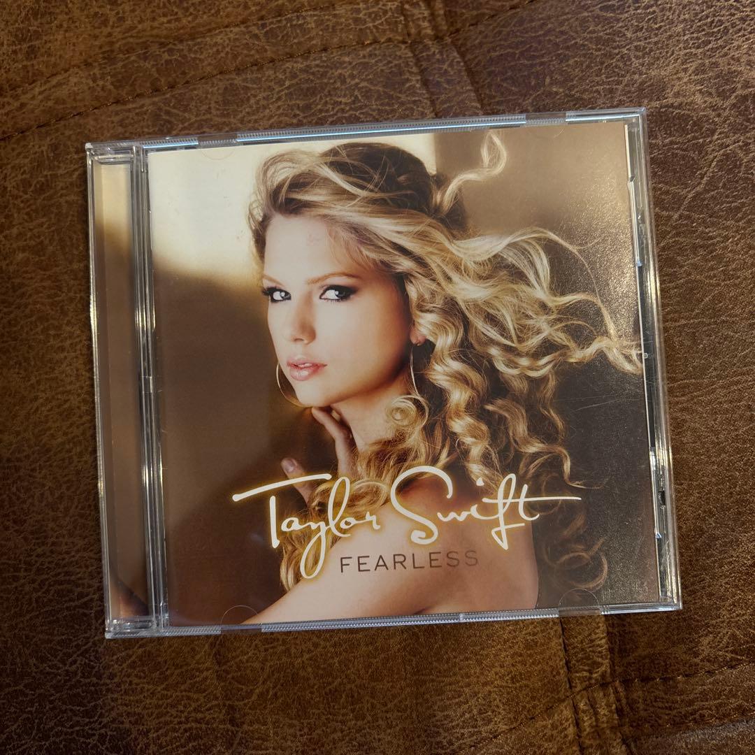 Taylor Swift Fearless CD Japan Press with Exclusive Bonus Tracks 2009