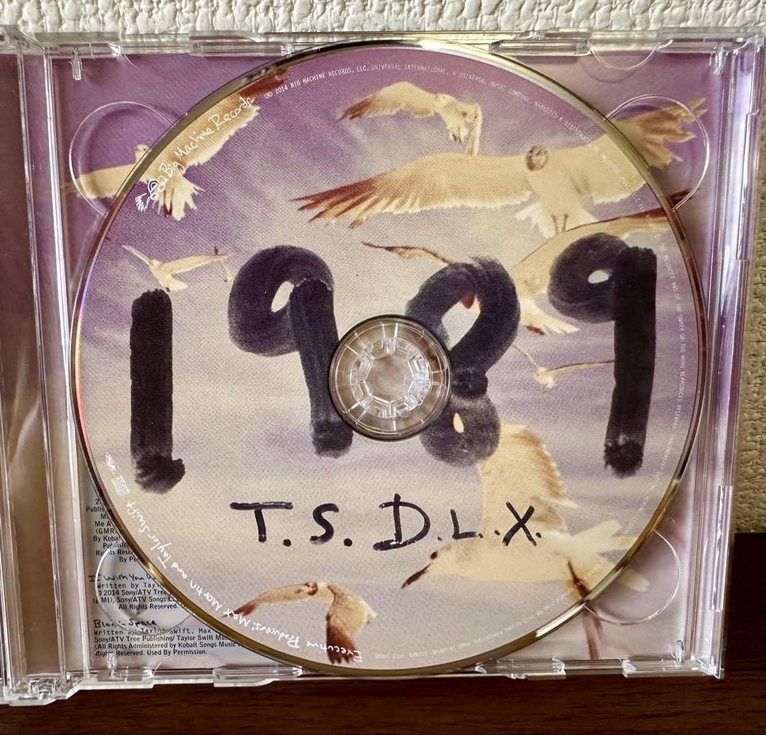 Taylor Swift 1989 Deluxe Edition CD+DVD Japan Press with 13 Polaroid Photos 2014
