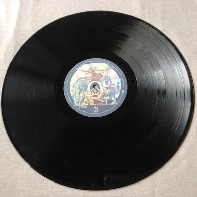 Queen - News Of The World LP Vinyl Japan Pressing w/ Obi & Insert