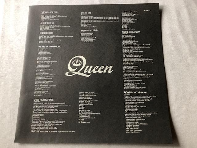 Queen - News Of The World LP Vinyl Japan Pressing w/ Obi & Insert